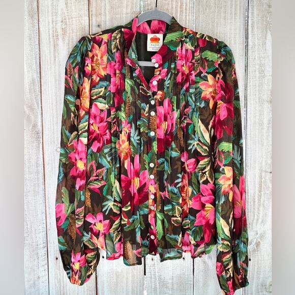 Anthropologie Tops - Farm Rio Anthropologie Floral Blouse Size Small Sheer Sleeves Stunning